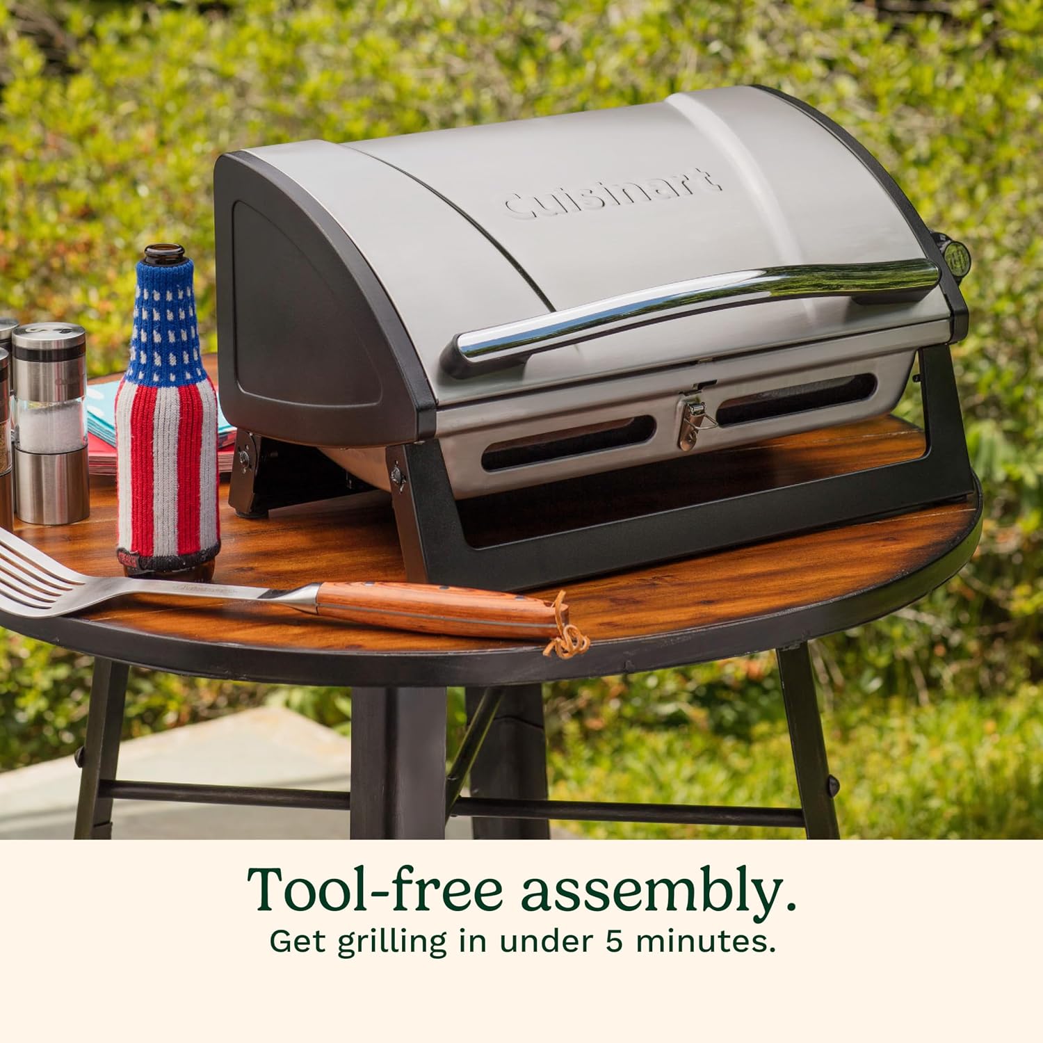 Cuisinart Gas Grill with Locking Lid, Portable, 8,000 BTU, 10 lbs. - Image 5